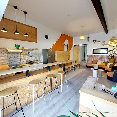 Coast - Utopy Hostel Биарриц Экстерьер фото