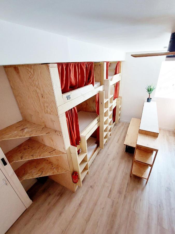 Coast - Utopy Hostel Биарриц Экстерьер фото