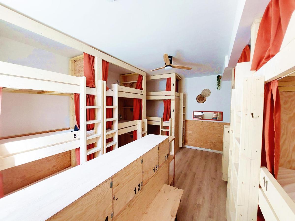 Coast - Utopy Hostel Биарриц Экстерьер фото