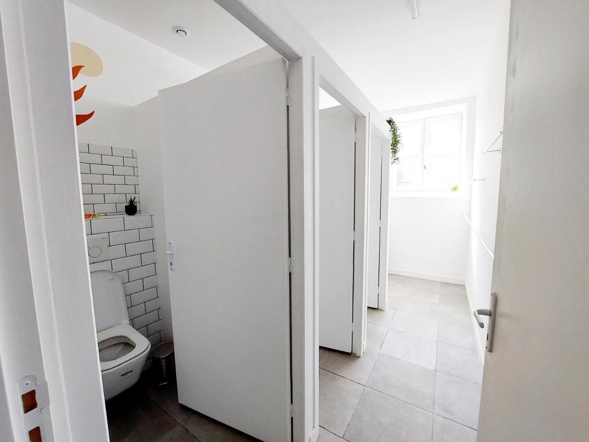 Coast - Utopy Hostel Биарриц Экстерьер фото